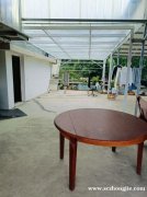 急售，出售，新房源下南门地面车库1个，材料间一个10平方左右