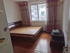 茗月山庄 三室两厅 诚心出售 拎包入住
